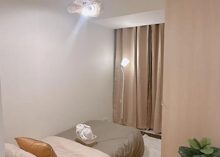 Aparthotel Casa Azure Staycation